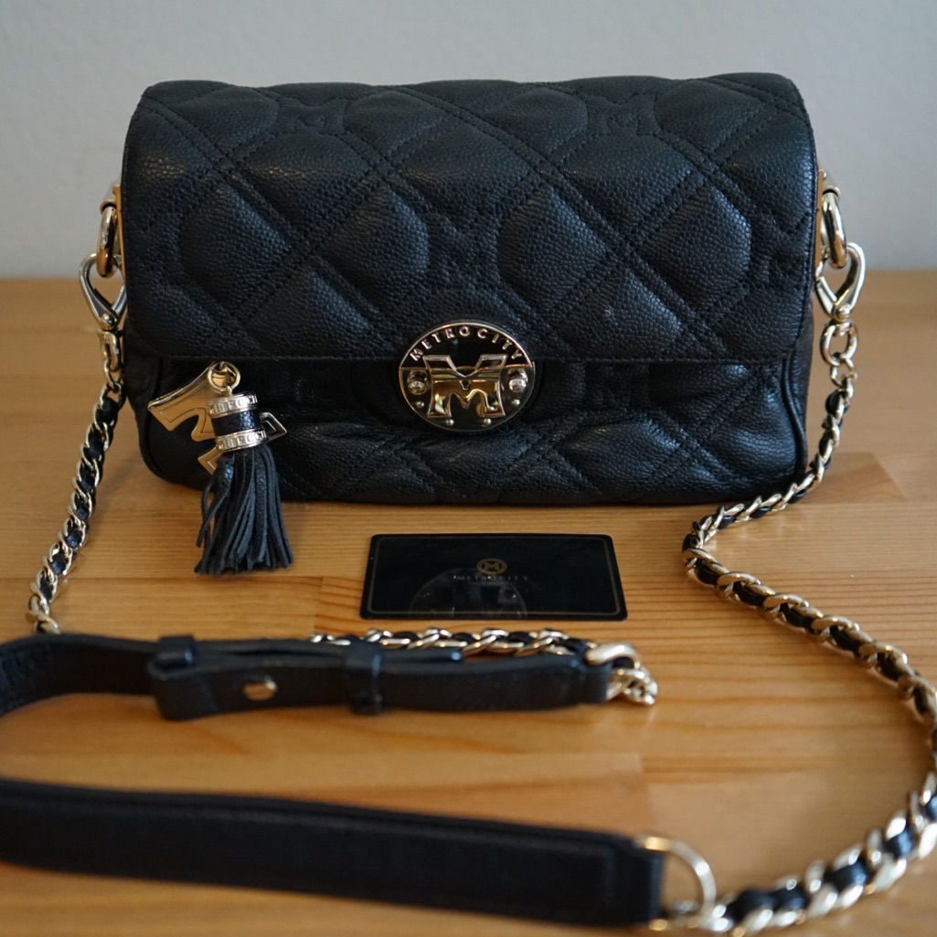 Metrocity Luxury Quilted Sling Bag